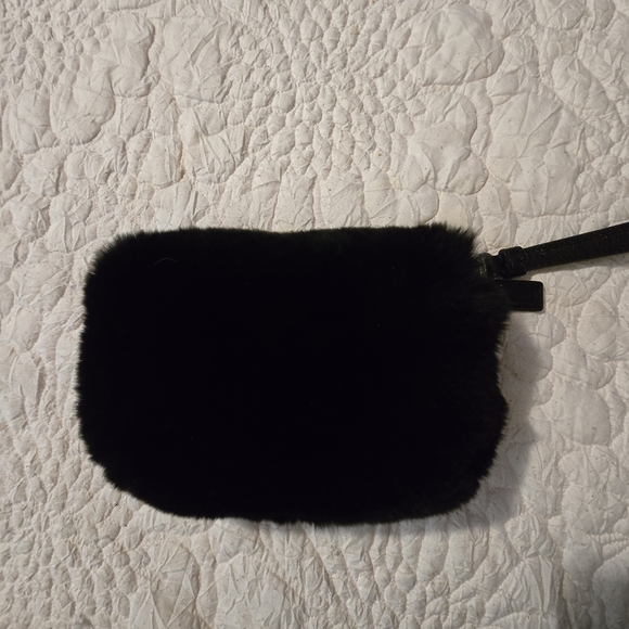 STUNNING LTD ED COACH AUTH NWOT BLACK RABBIT FUR WRISTLET CLUTCH 🤍 - Picture 6 of 6